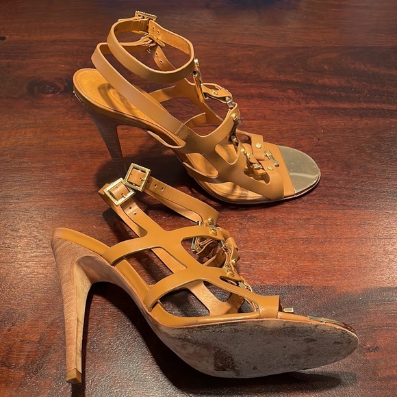⛔️ TORY BURCH camel cage pumps with gold accents - Picture 9 of 9